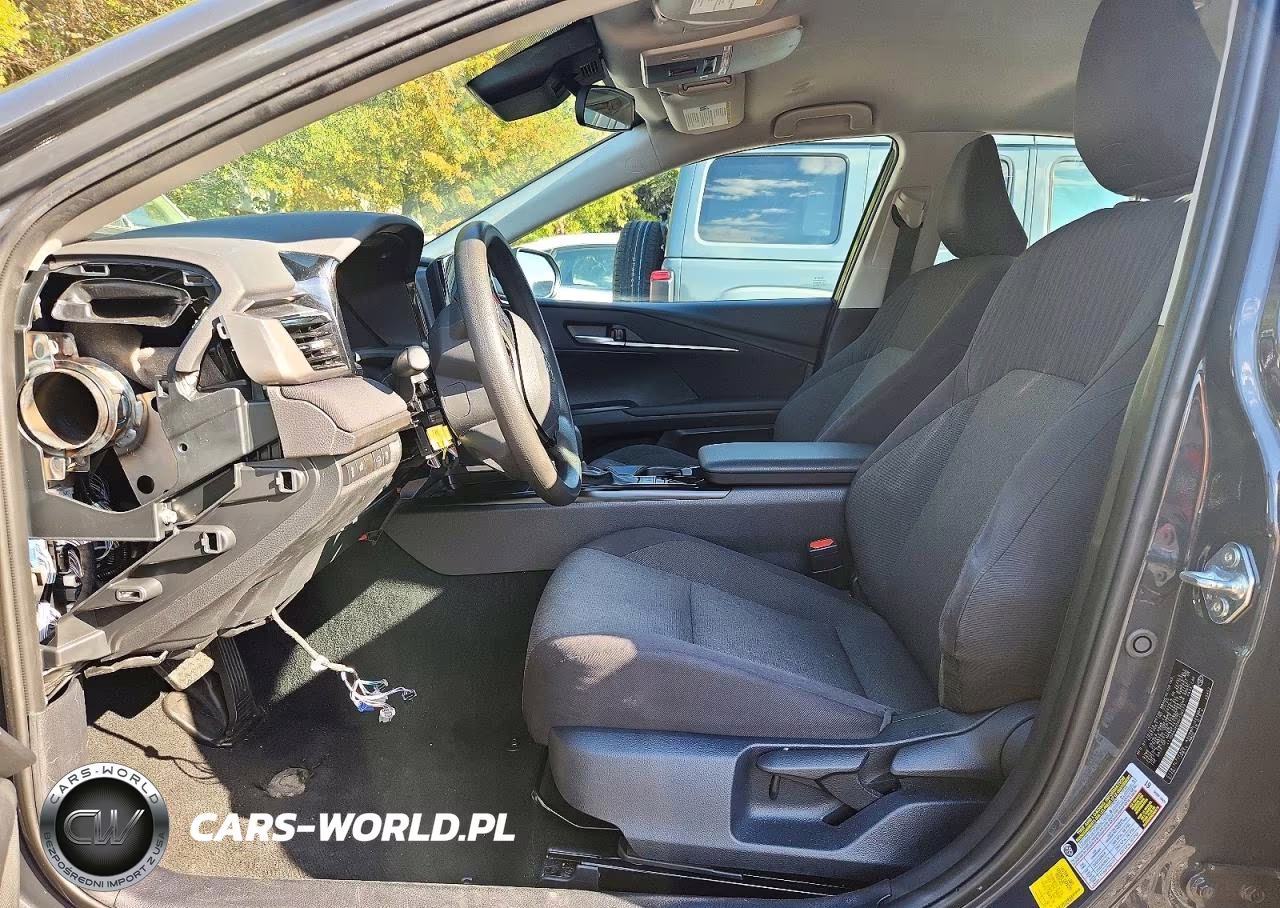 2025 Toyota Camry Le VIN:4T1DAACK0SU138579 - 7