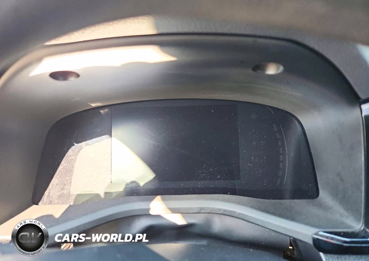 2025 Toyota Camry Le VIN:4T1DAACK0SU138579 - 9