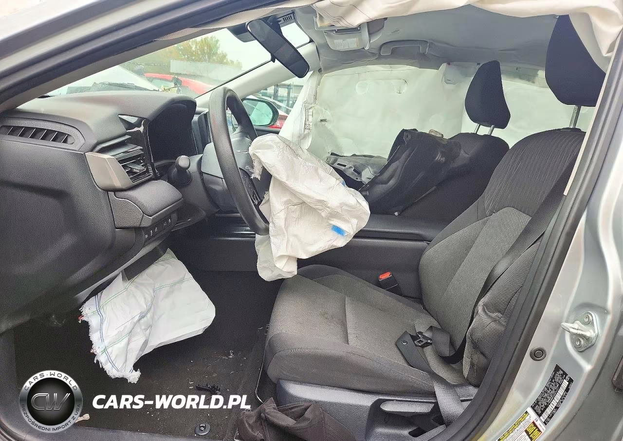 2025 Toyota Camry Le VIN:4T1DAACK3SU014421 - 7