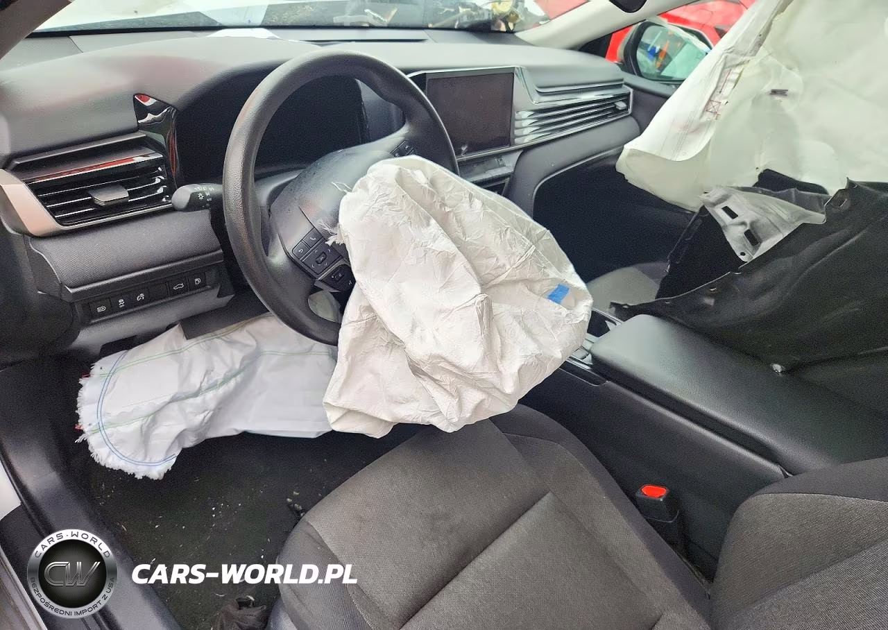 2025 Toyota Camry Le VIN:4T1DAACK3SU014421 - 8