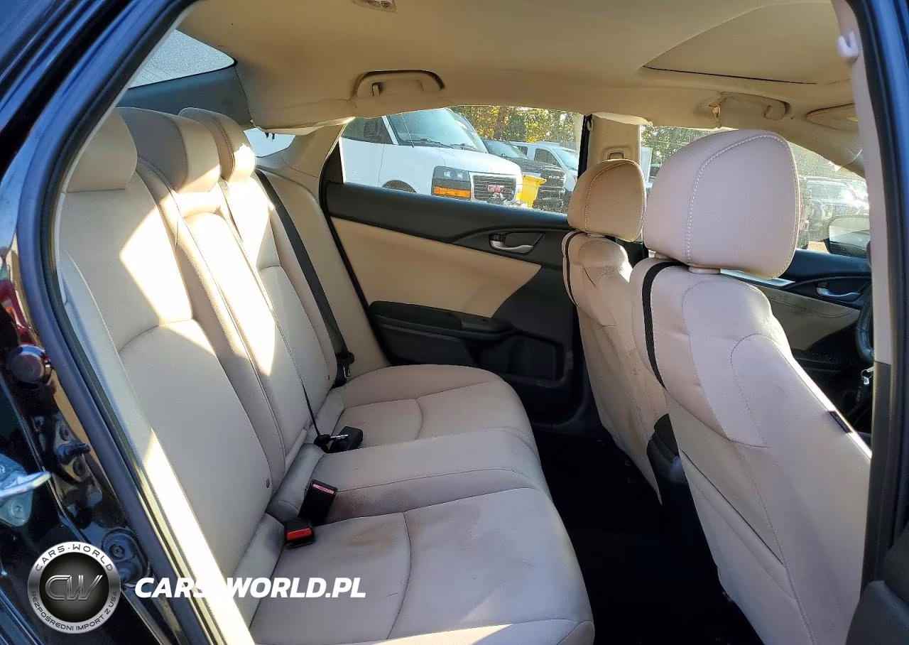 2018 Honda Civic Ex VIN:JHMFC1F31JX028776 - 10
