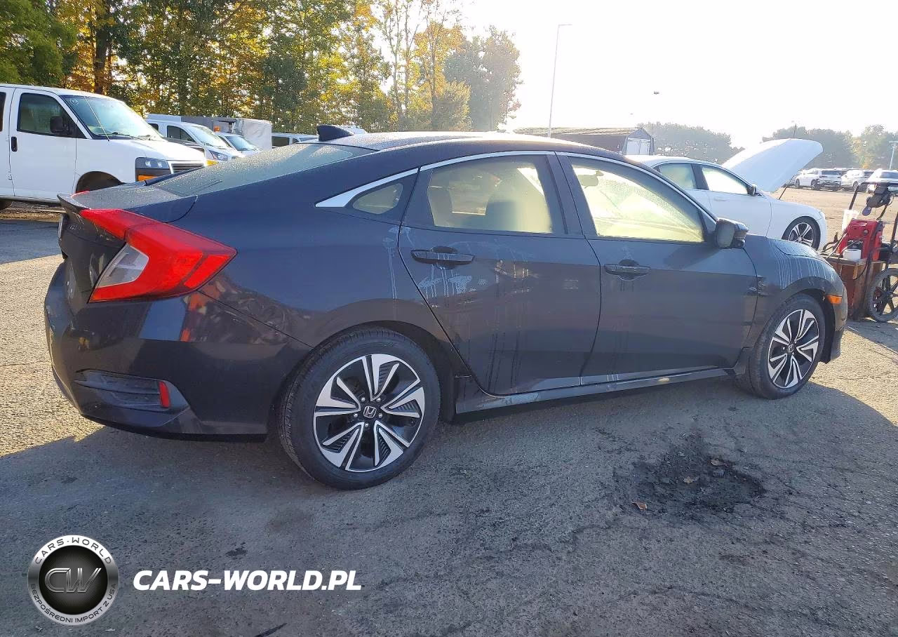 2018 Honda Civic Ex VIN:JHMFC1F31JX028776 - 3