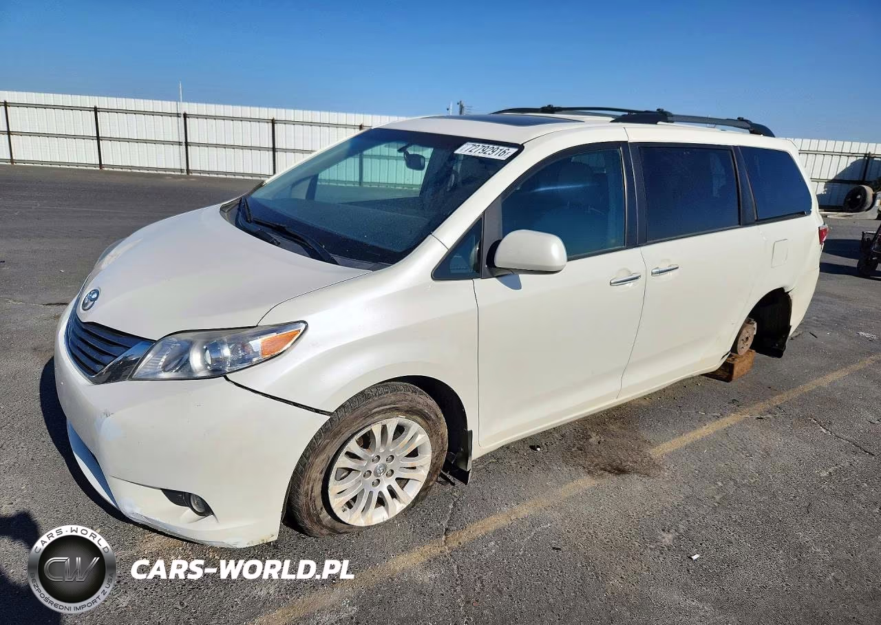2017 Toyota Sienna Xle 8-Passenger