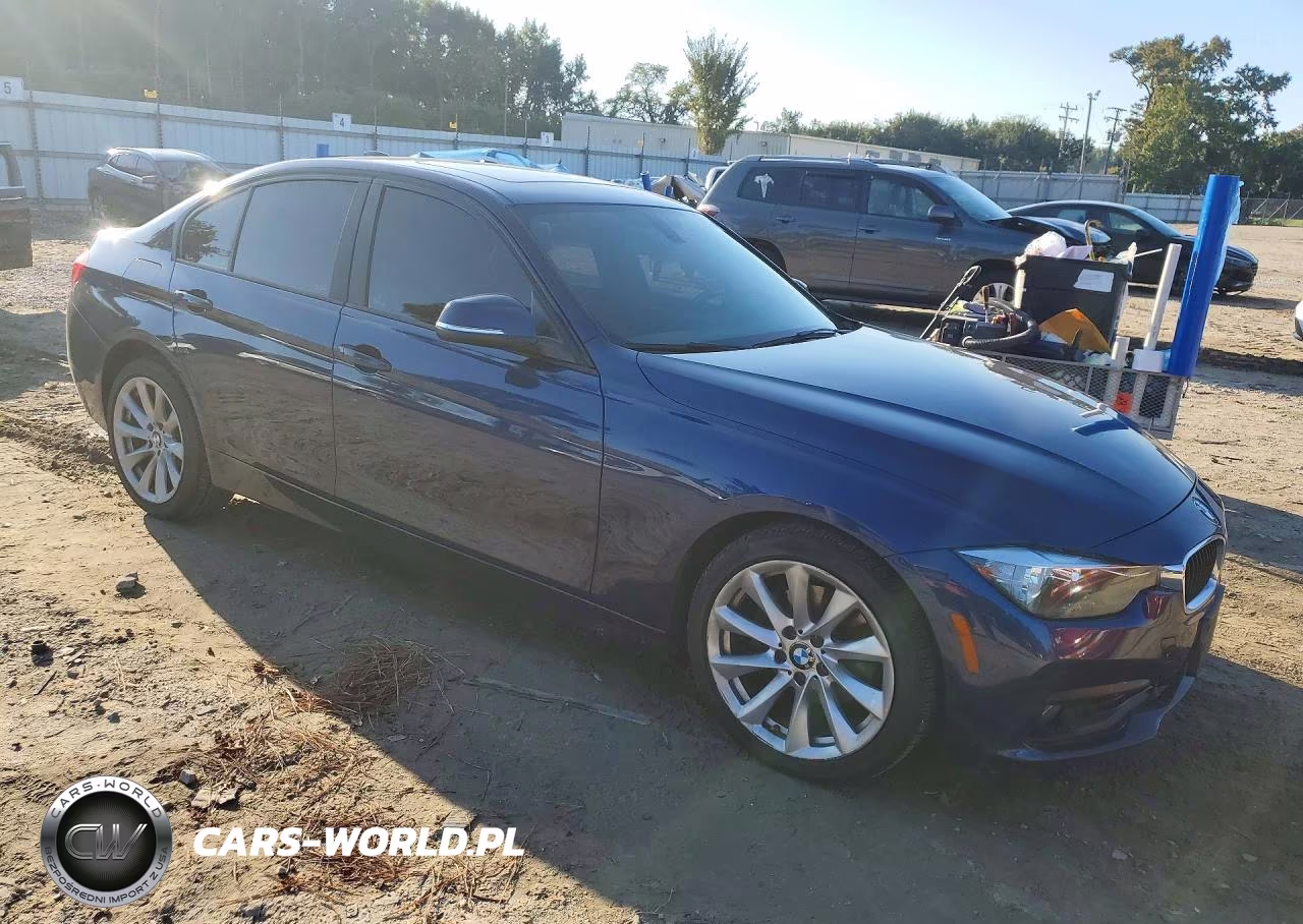2017 BMW 320 Xi VIN:WBA8E5G55HNU22425 - 4
