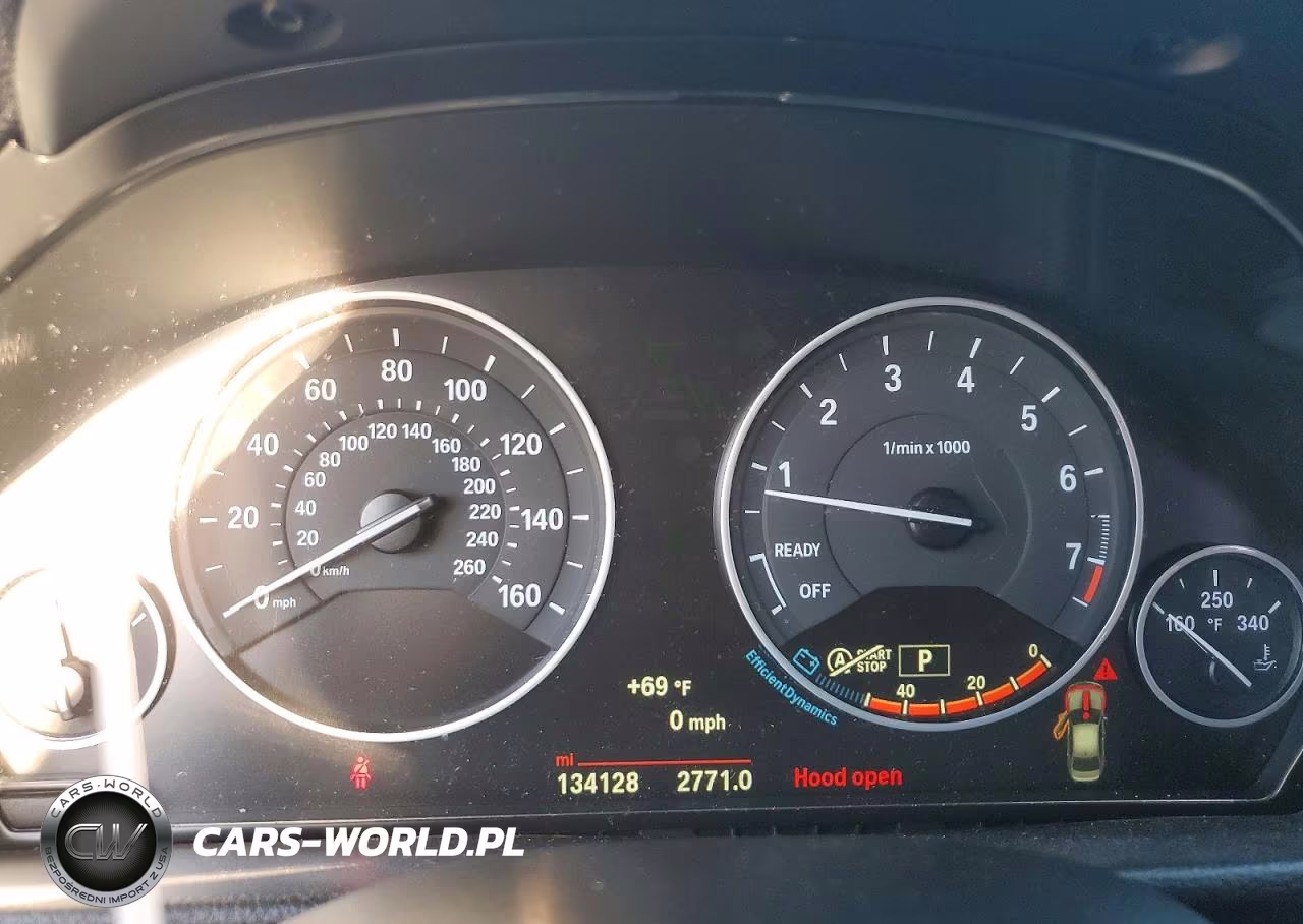 2017 BMW 320 Xi VIN:WBA8E5G55HNU22425 - 9