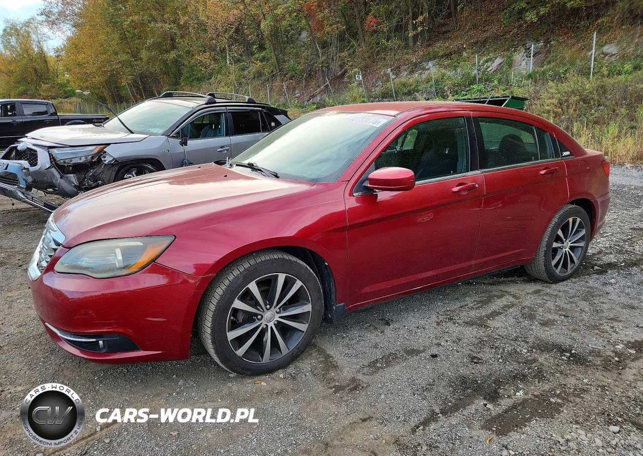2013 Chrysler 200 Touring VIN:1C3CCBBG3DN715930 - 1