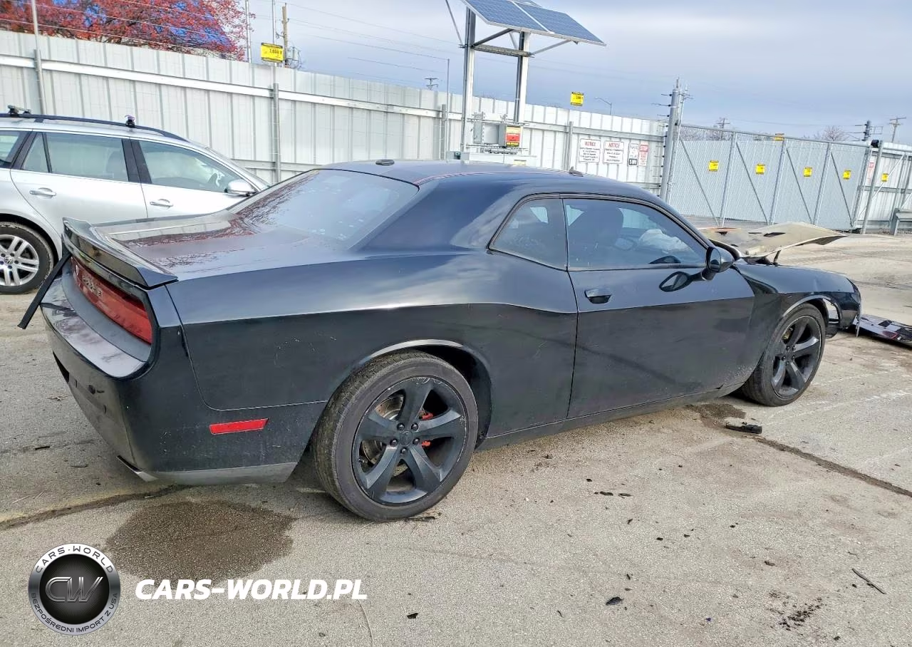 2013 Dodge Challenger VIN:2C3CDYBT5DH605001 - 3