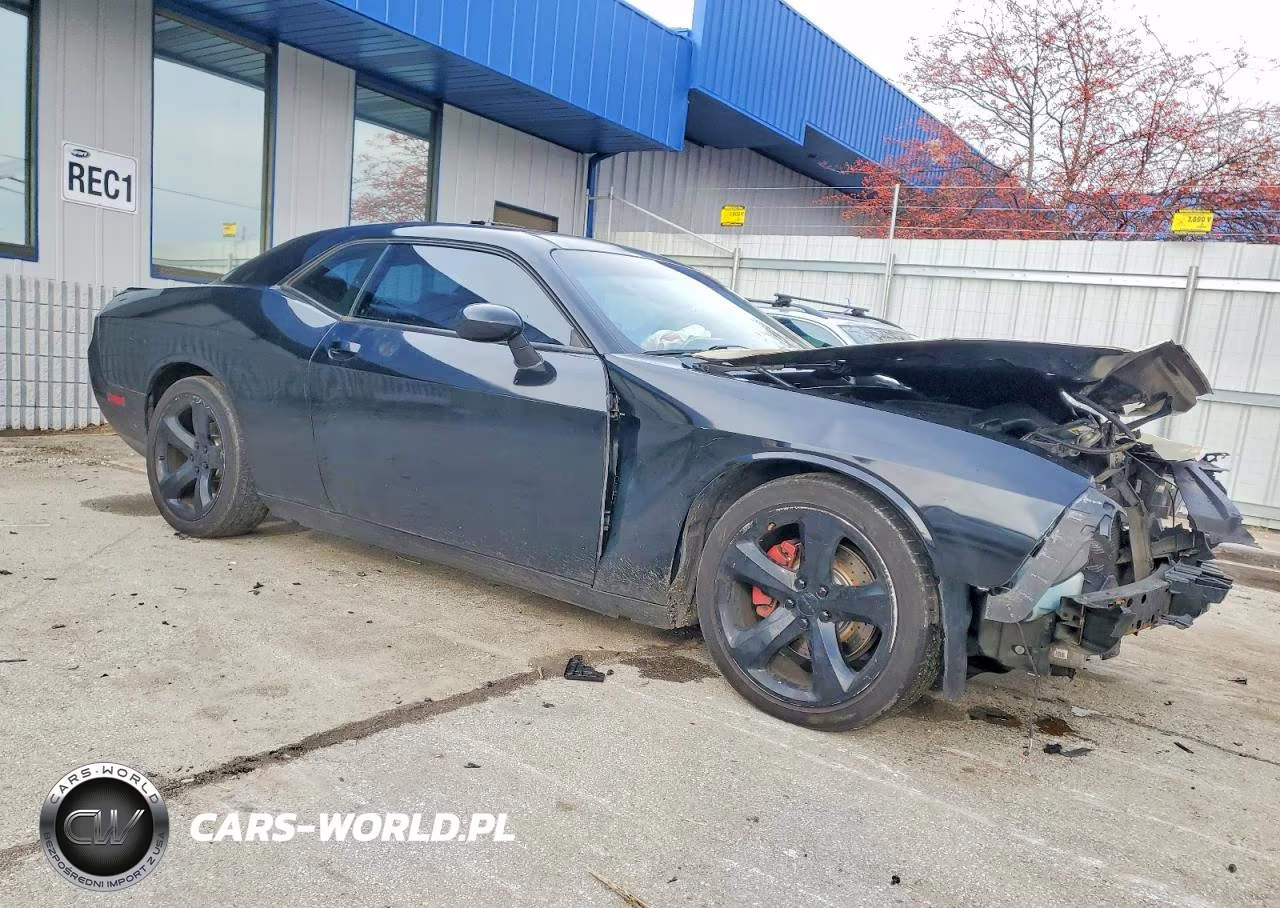 2013 Dodge Challenger VIN:2C3CDYBT5DH605001 - 4