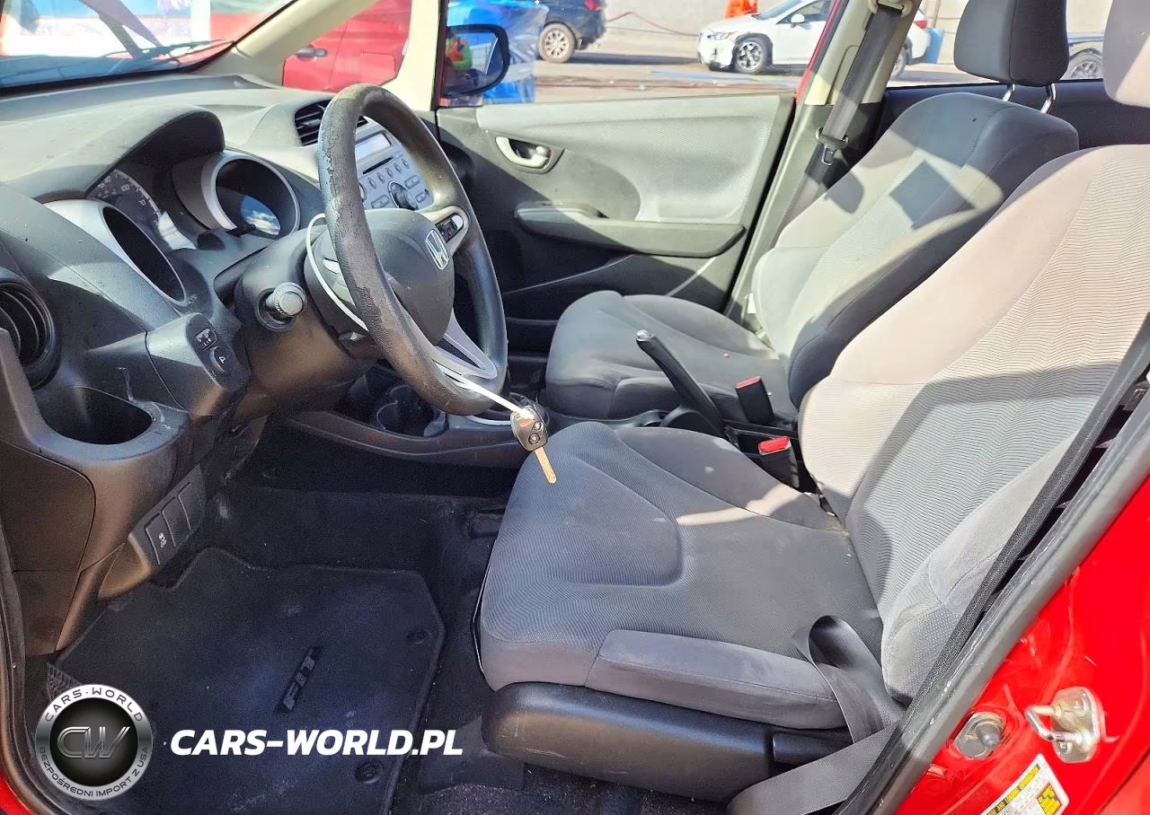 2012 Honda Fit VIN:JHMGE8G36CS001692 - 7