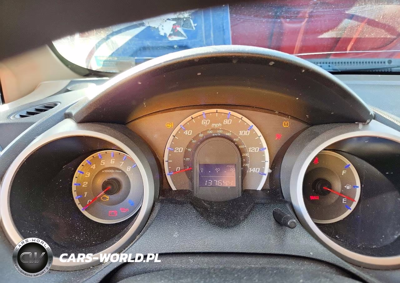 2012 Honda Fit VIN:JHMGE8G36CS001692 - 9