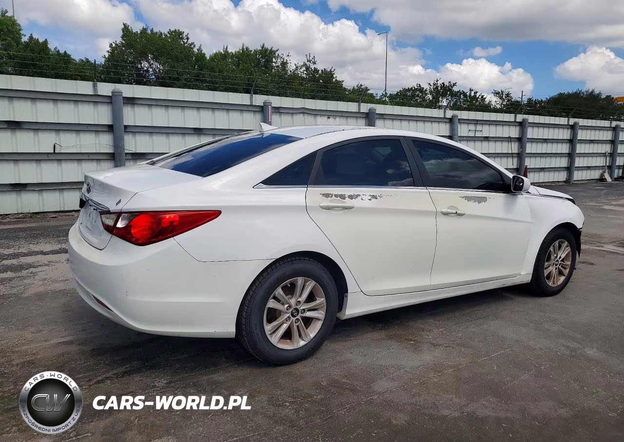 2013 Hyundai Sonata Gls VIN:5NPEB4AC7DH737656 - 3