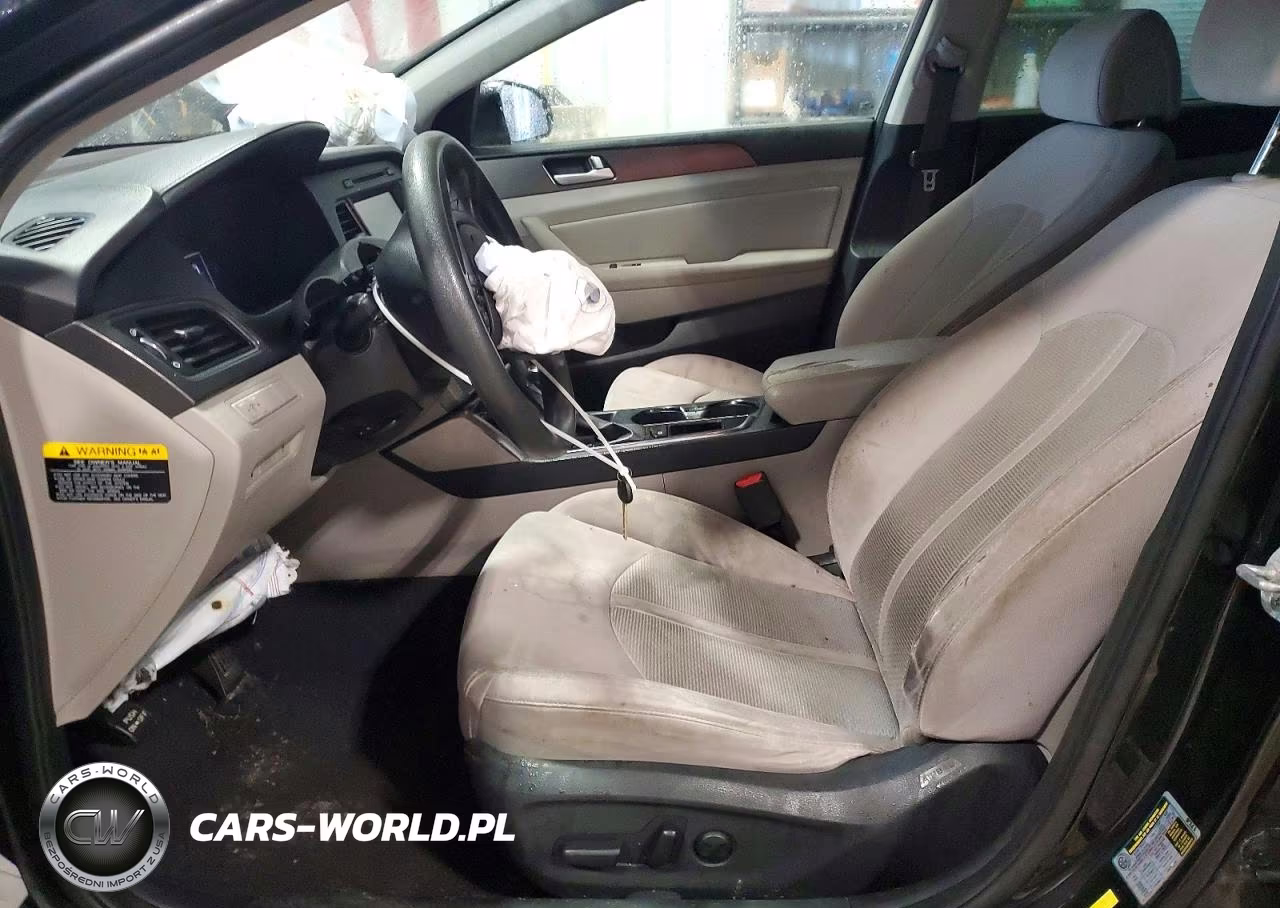 2017 Hyundai Sonata Sport VIN:5NPE34AF0HH568142 - 7