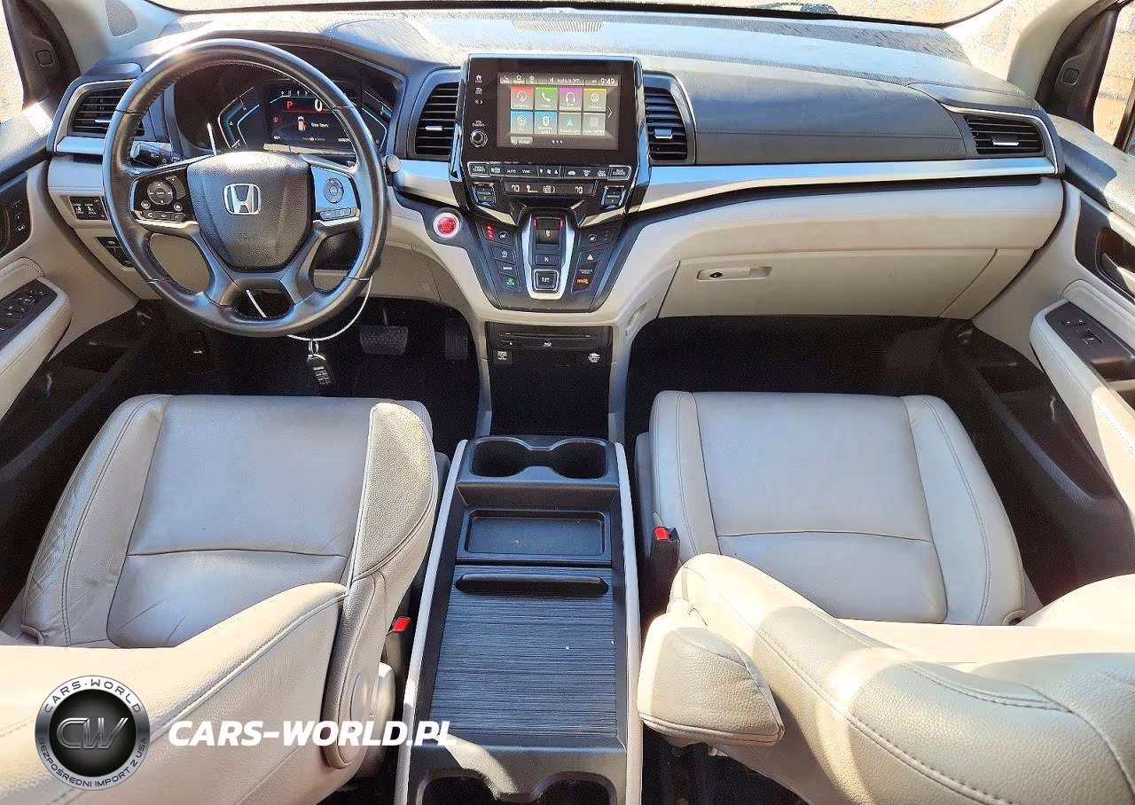 2019 Honda Odyssey Touring VIN:5FNRL6H85KB100658 - 8