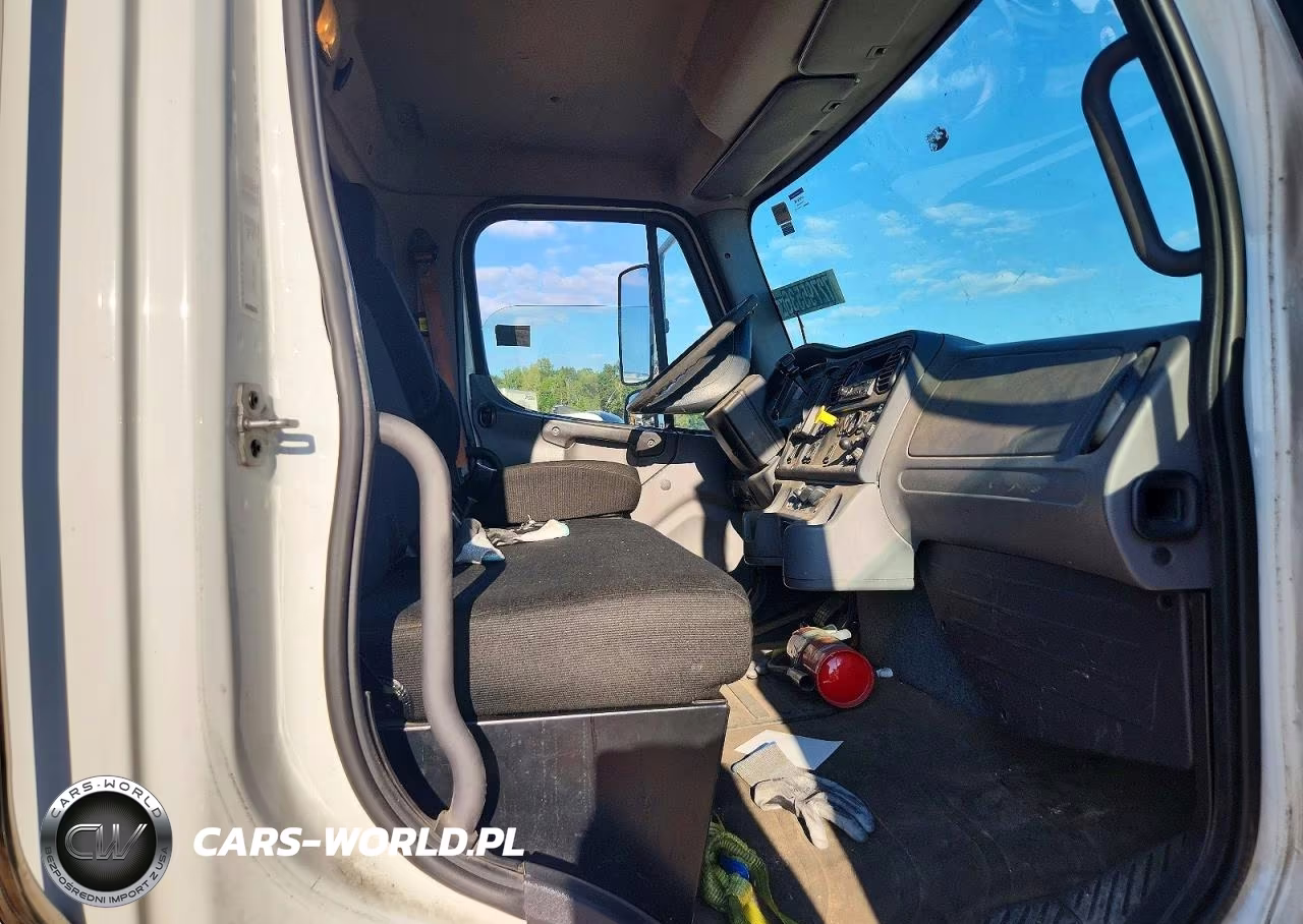 2015 Freightliner Business Class M2 Flatbed Truck VIN:1FVACXDT3FHGD9477 - 10