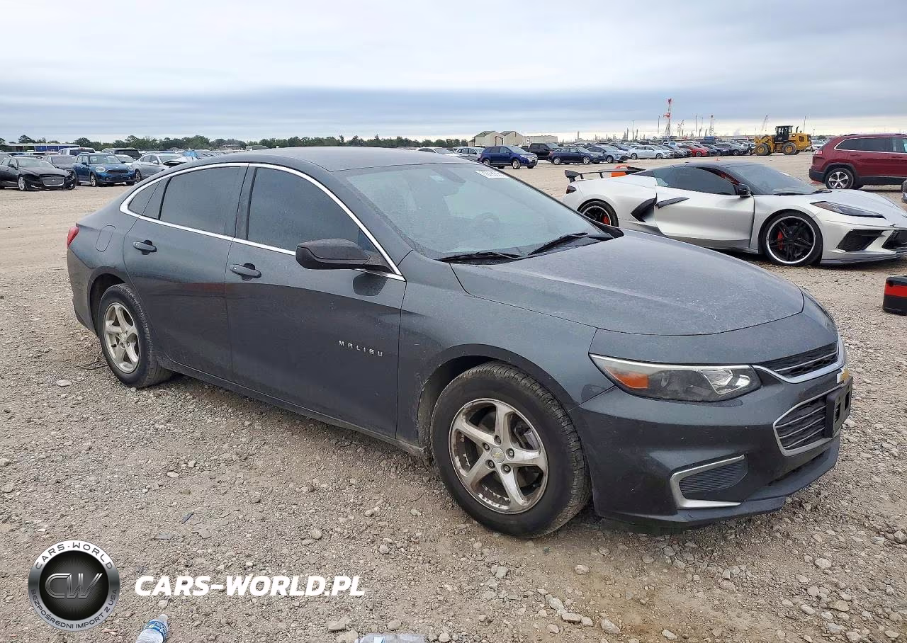 2018 Chevrolet Malibu Ls VIN:1G1ZB5ST7JF222175 - 4