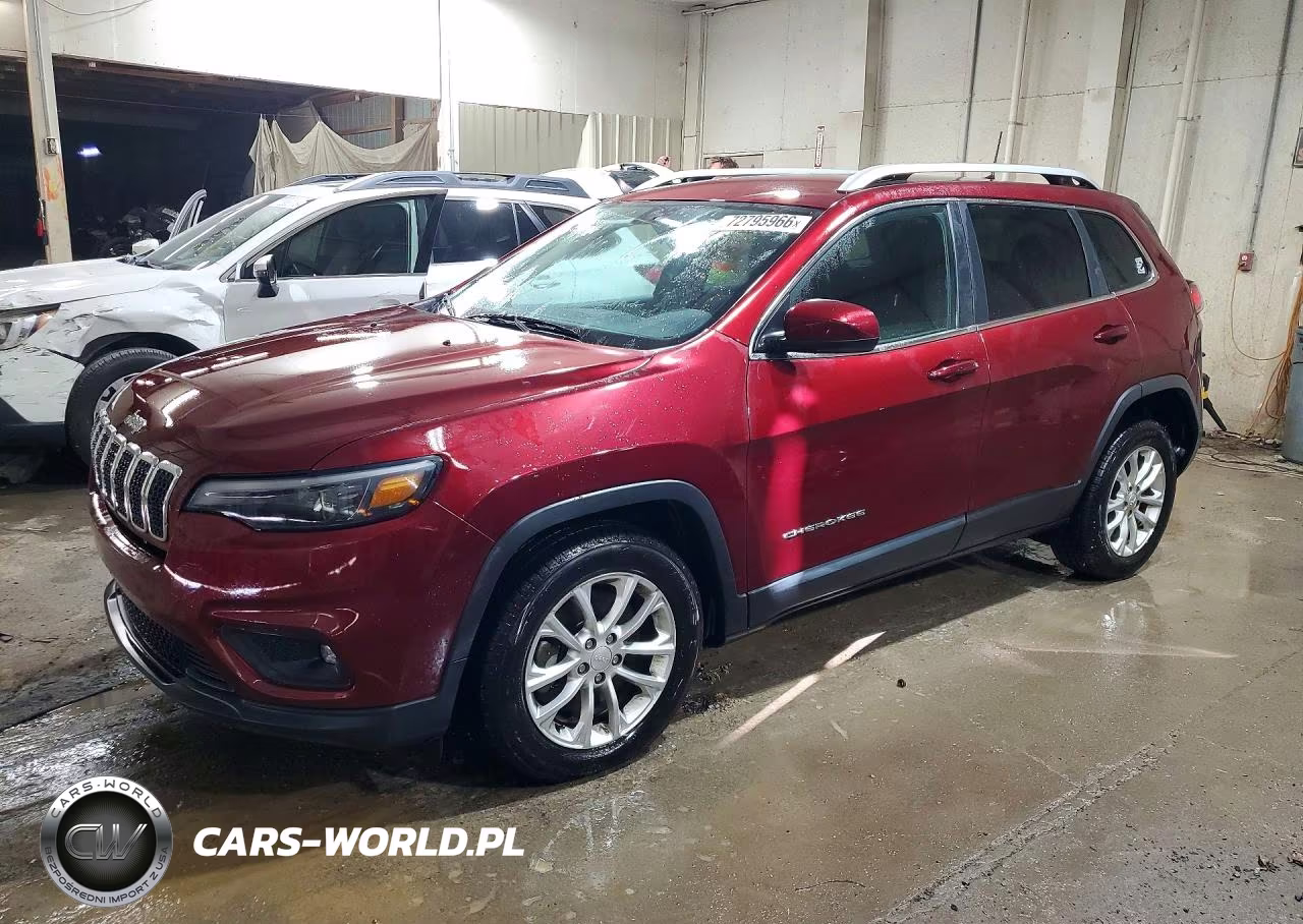 2019 Jeep Cherokee Latitude VIN:1C4PJLCB3KD160461 - 1