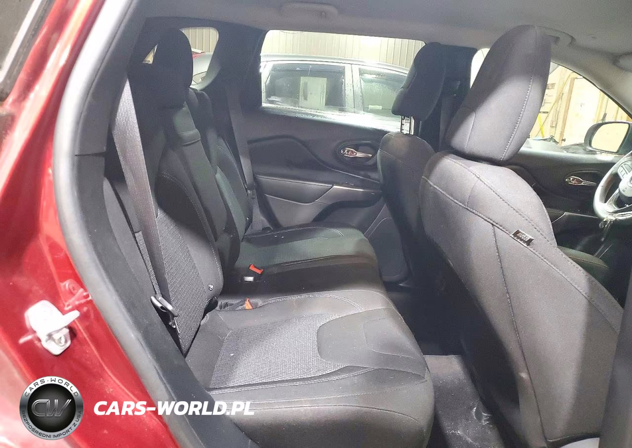 2019 Jeep Cherokee Latitude VIN:1C4PJLCB3KD160461 - 11