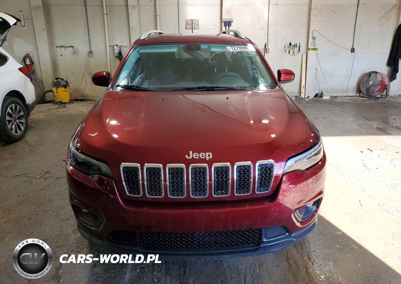2019 Jeep Cherokee Latitude VIN:1C4PJLCB3KD160461 - 5