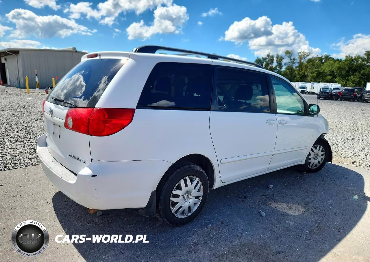 2009 Toyota Sienna Le 7-Passenger VIN:5TDZK23C99S280126 - 3