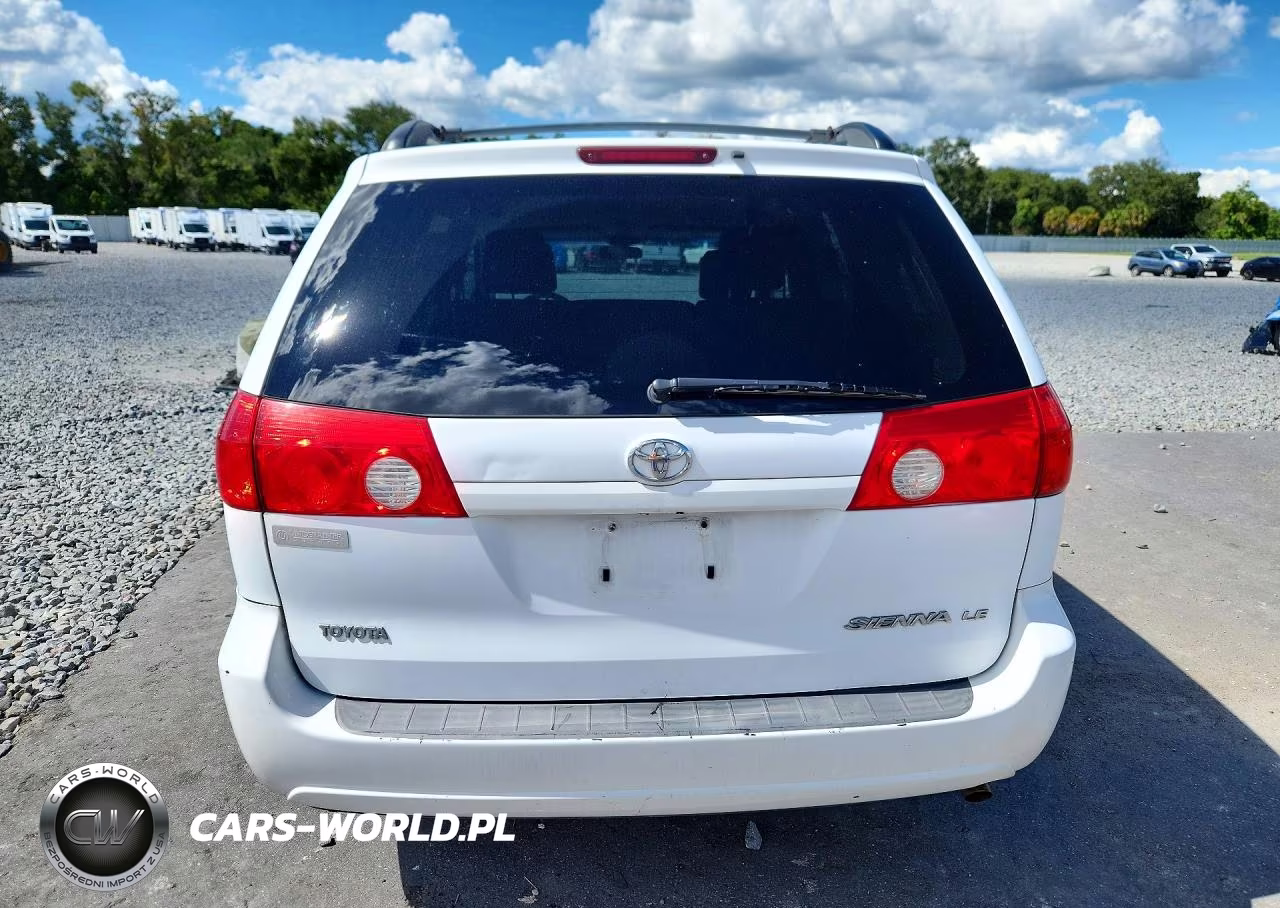 2009 Toyota Sienna Le 7-Passenger VIN:5TDZK23C99S280126 - 6
