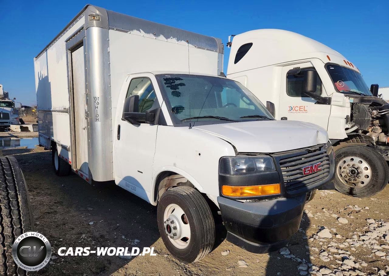 2022 GMC Savana Box Truck VIN:7GZ37TC78NN007178 - 4