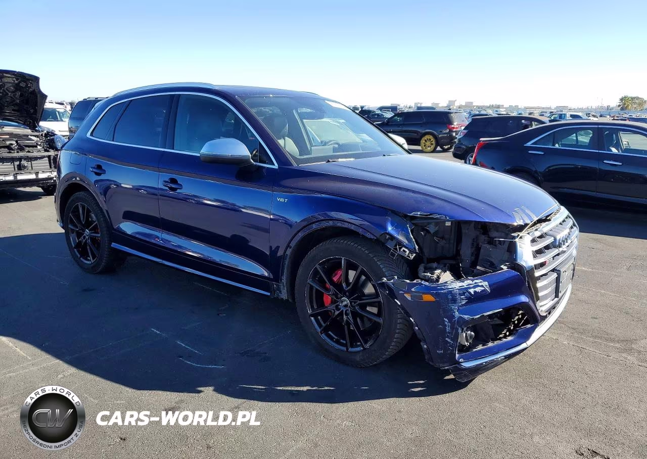 2018 Audi Sq5 Prestige VIN:WA1C4AFY2J2133833 - 4