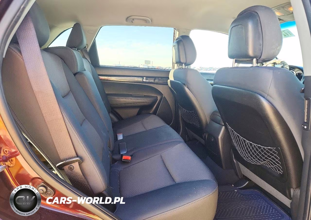 2012 Kia Sorento Lx VIN:5XYKT3A13CG279709 - 11