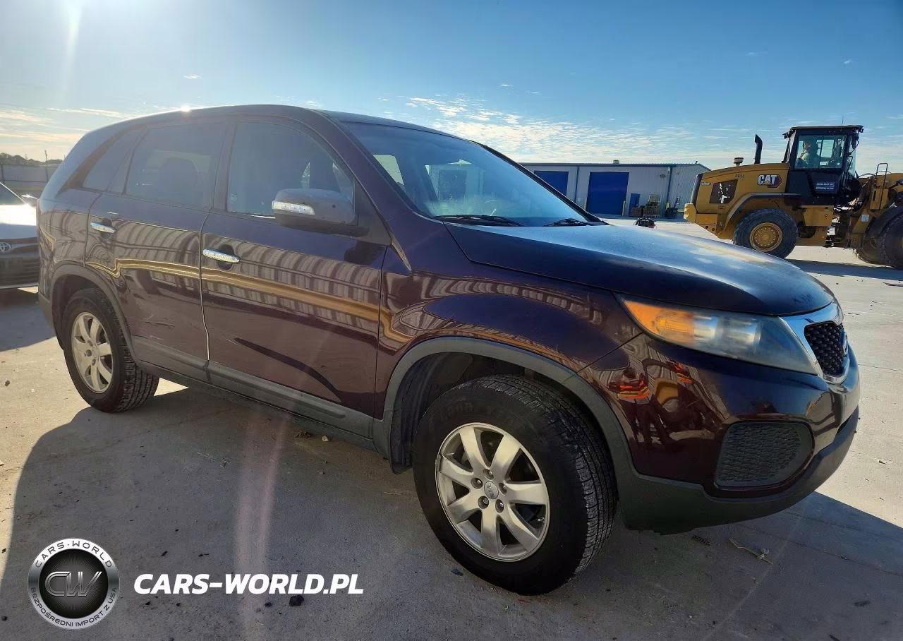 2012 Kia Sorento Lx VIN:5XYKT3A13CG279709 - 4