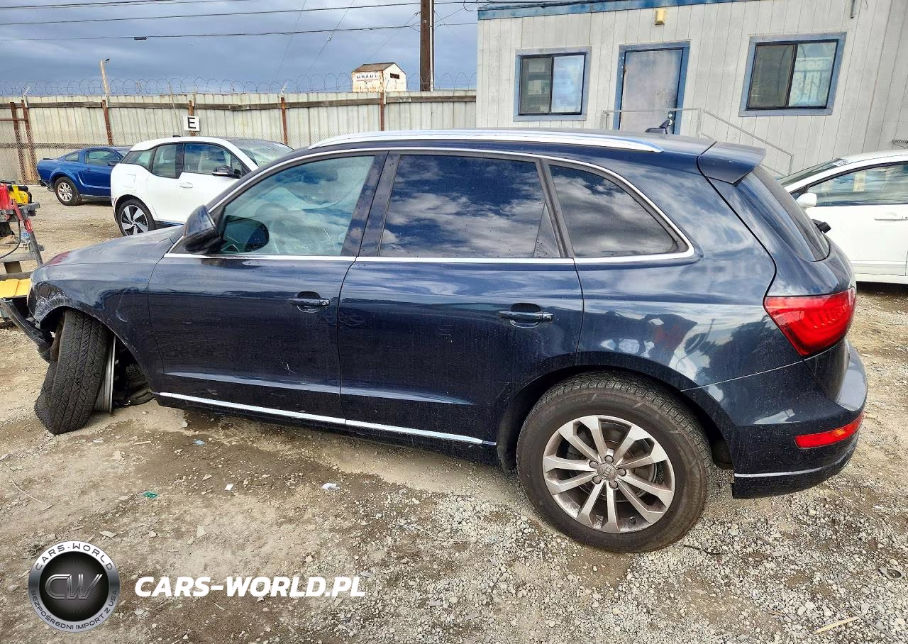 2014 Audi Q5 Premium VIN:WA1CFAFP6EA053660 - 2