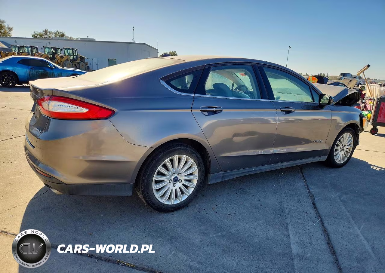 2014 Ford Fusion S Hybrid VIN:3FA6P0UU7ER276076 - 3