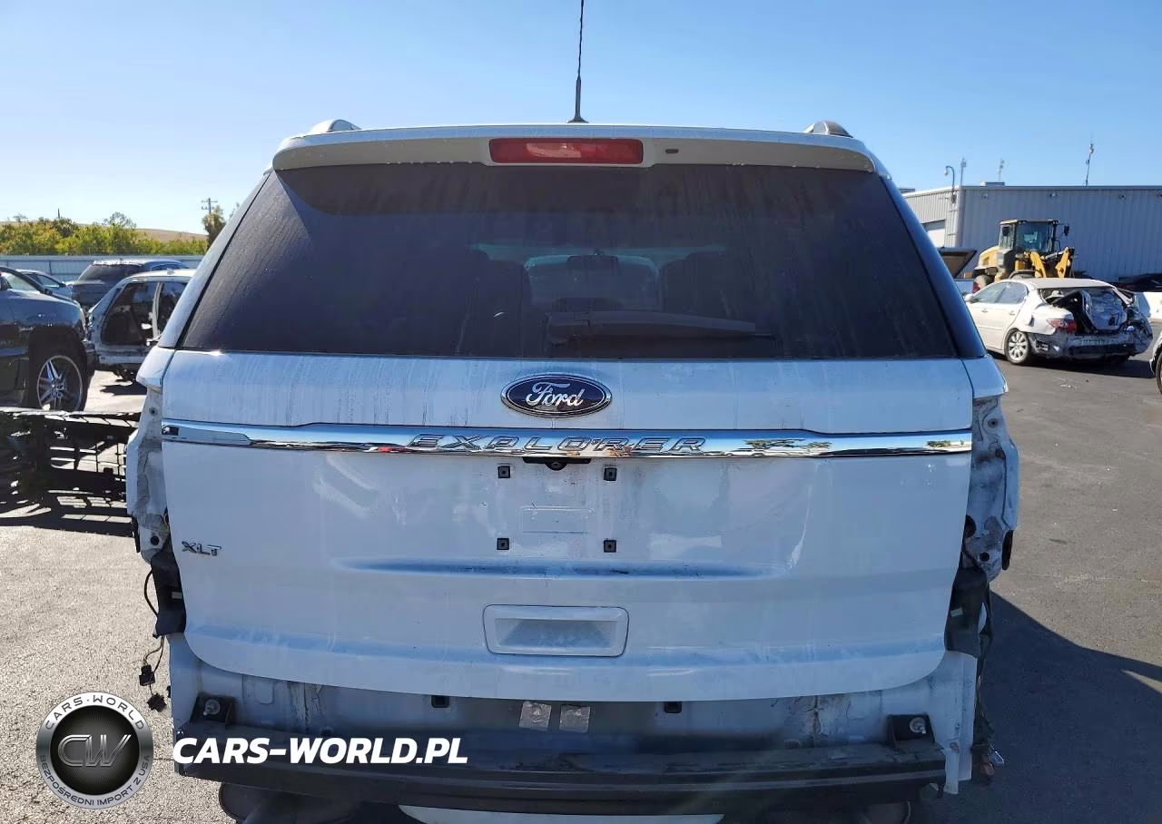 2015 Ford Explorer Xlt VIN:1FM5K7D83FGA14656 - 6