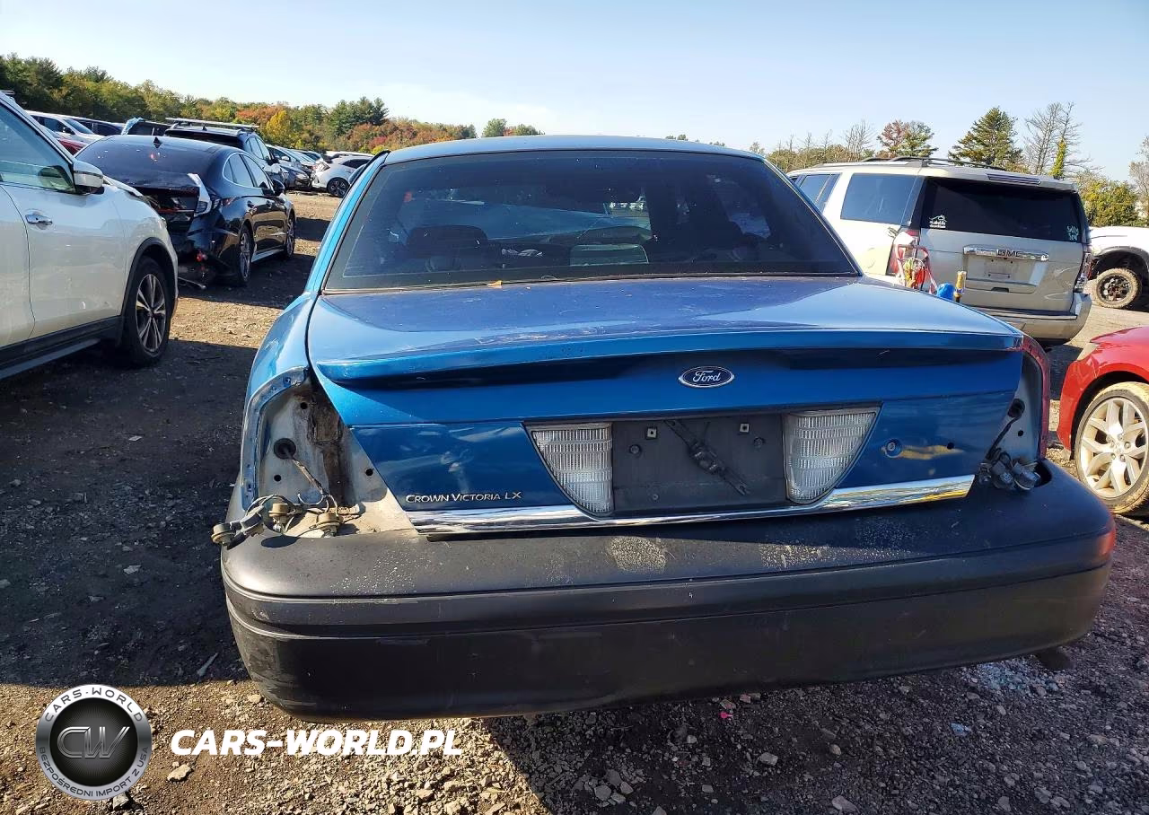 2001 Ford Crown Victoria Lx VIN:2FAFP74W91X147813 - 6