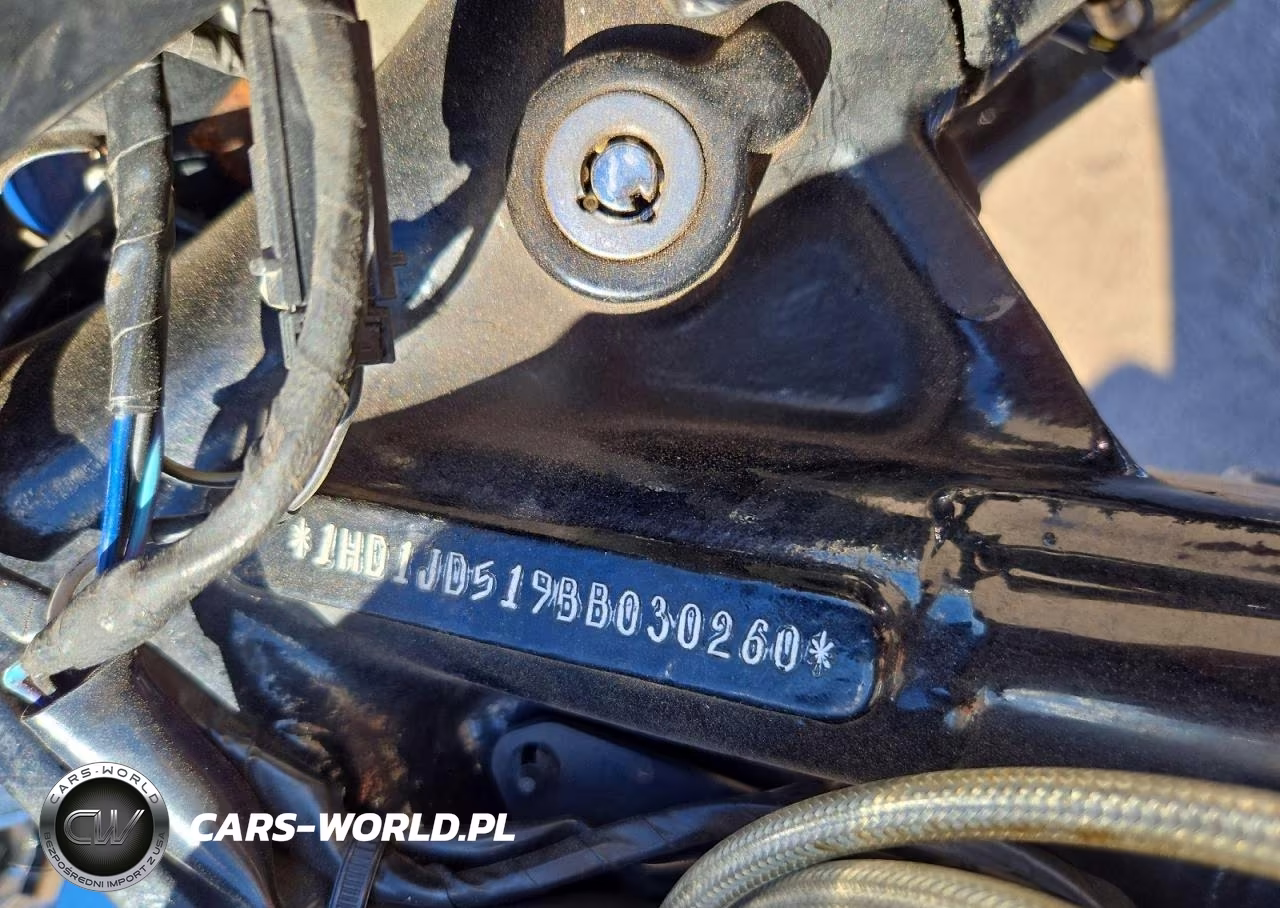 2011 Harley-Davidson Flstn VIN:1HD1JD519BB030260 - 9