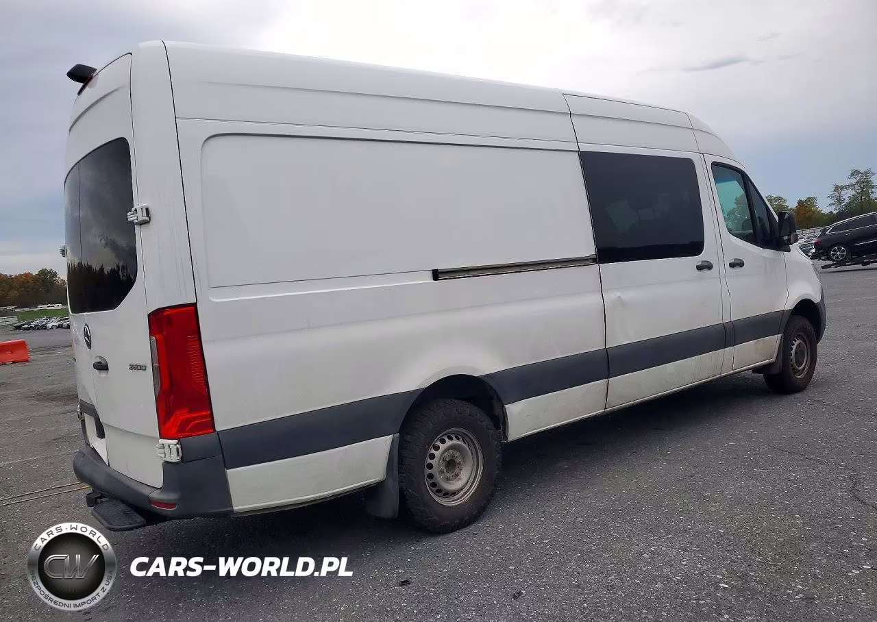 2023 Mercedes-Benz Sprinter 2500 Delivery Van VIN:W1W40CHY4PT128316 - 3