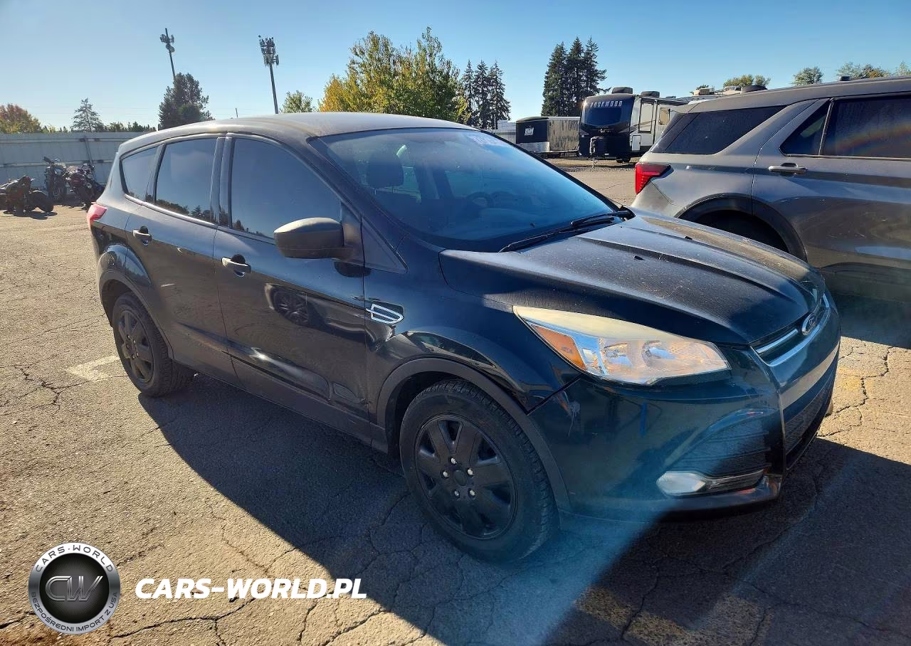 2014 Ford Escape S VIN:1FMCU0F77EUC89752 - 4