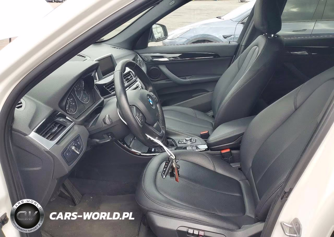 2016 BMW X1 xDrive28I VIN:WBXHT3C34G5E51596 - 7