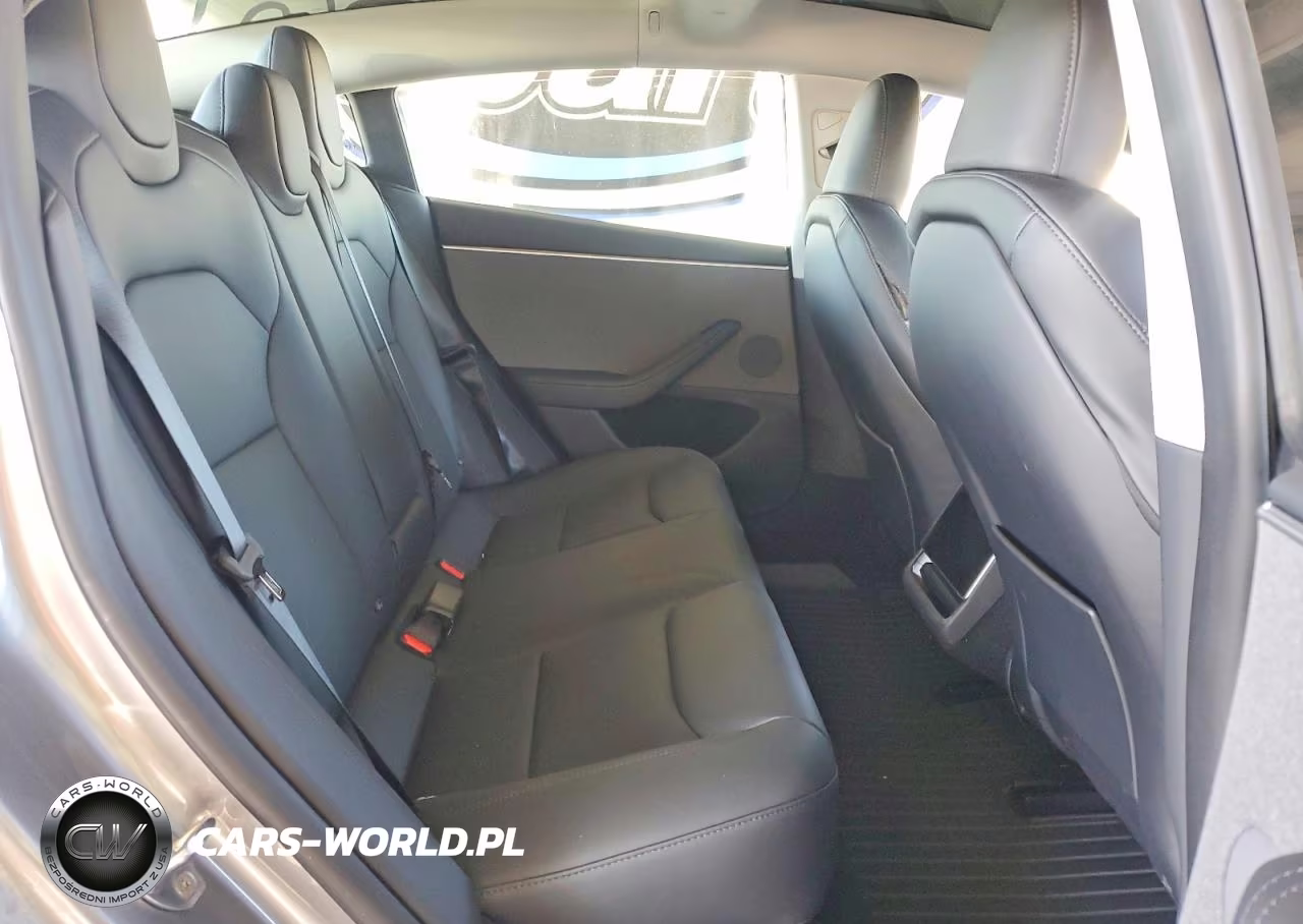 2025 Tesla Model 3 VIN:5YJ3E1EA0SF079907 - 10