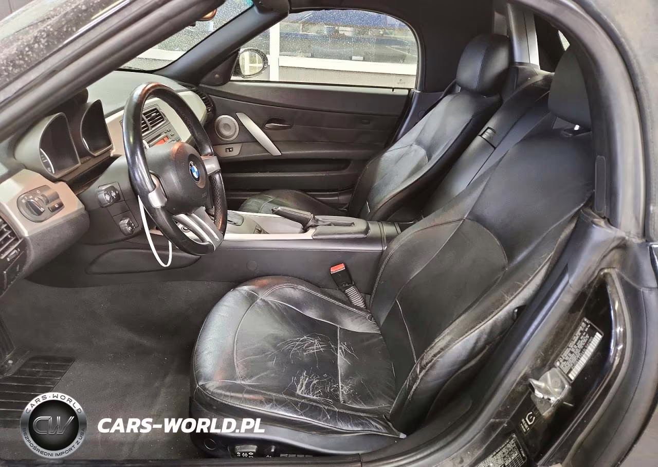 2003 BMW Z4 2.5 VIN:4USBT33443LS42190 - 10