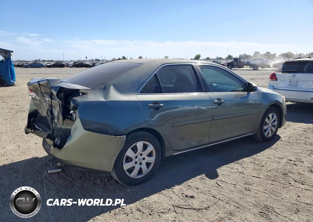 2013 Toyota Camry Le VIN:4T1BF1FK5DU657750 - 3