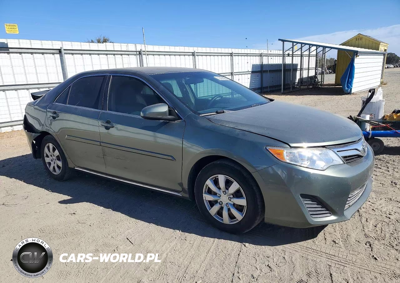 2013 Toyota Camry Le VIN:4T1BF1FK5DU657750 - 4