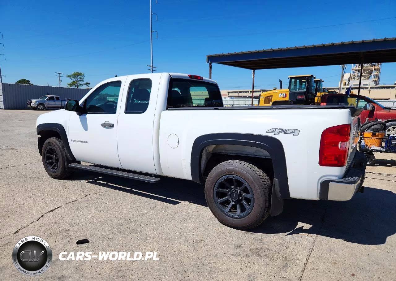 2008 Chevrolet Silverado K1500 VIN:1GCEK19008E181365 - 2