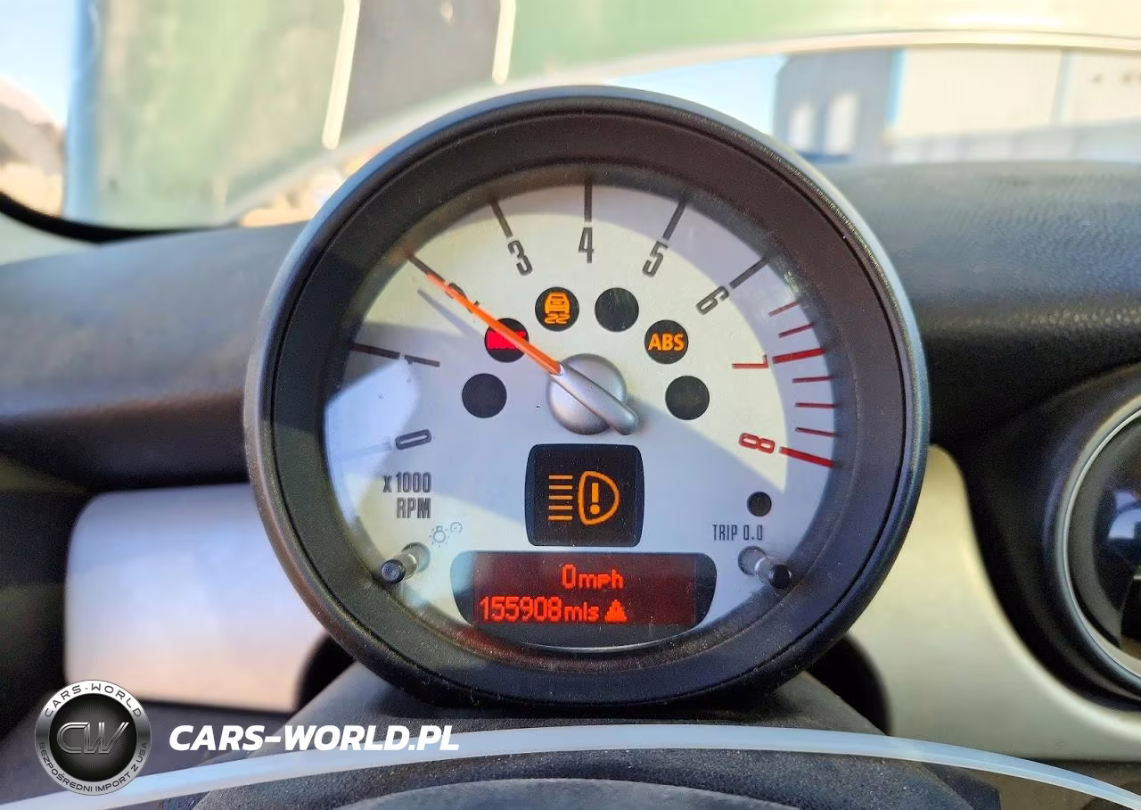 2011 Mini Cooper VIN:WMWSU3C5XBT182715 - 9
