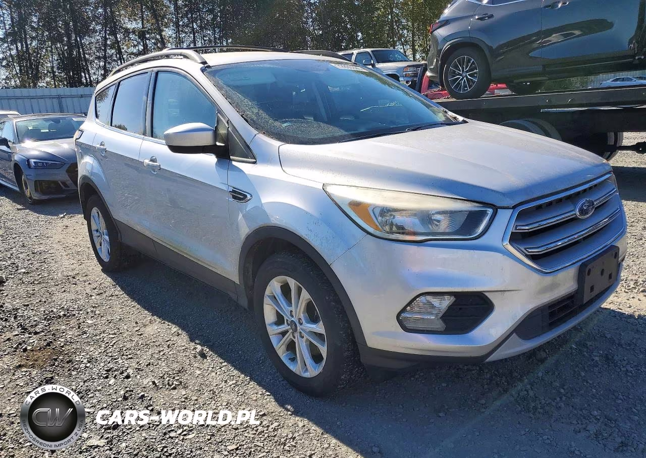 2018 Ford Escape Se VIN:1FMCU9GD0JUC35048 - 4