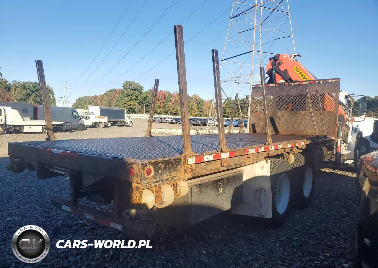 2015 Freightliner M2 106 Medium Duty VIN:1FVHCYCY0FHGT0743 - 3