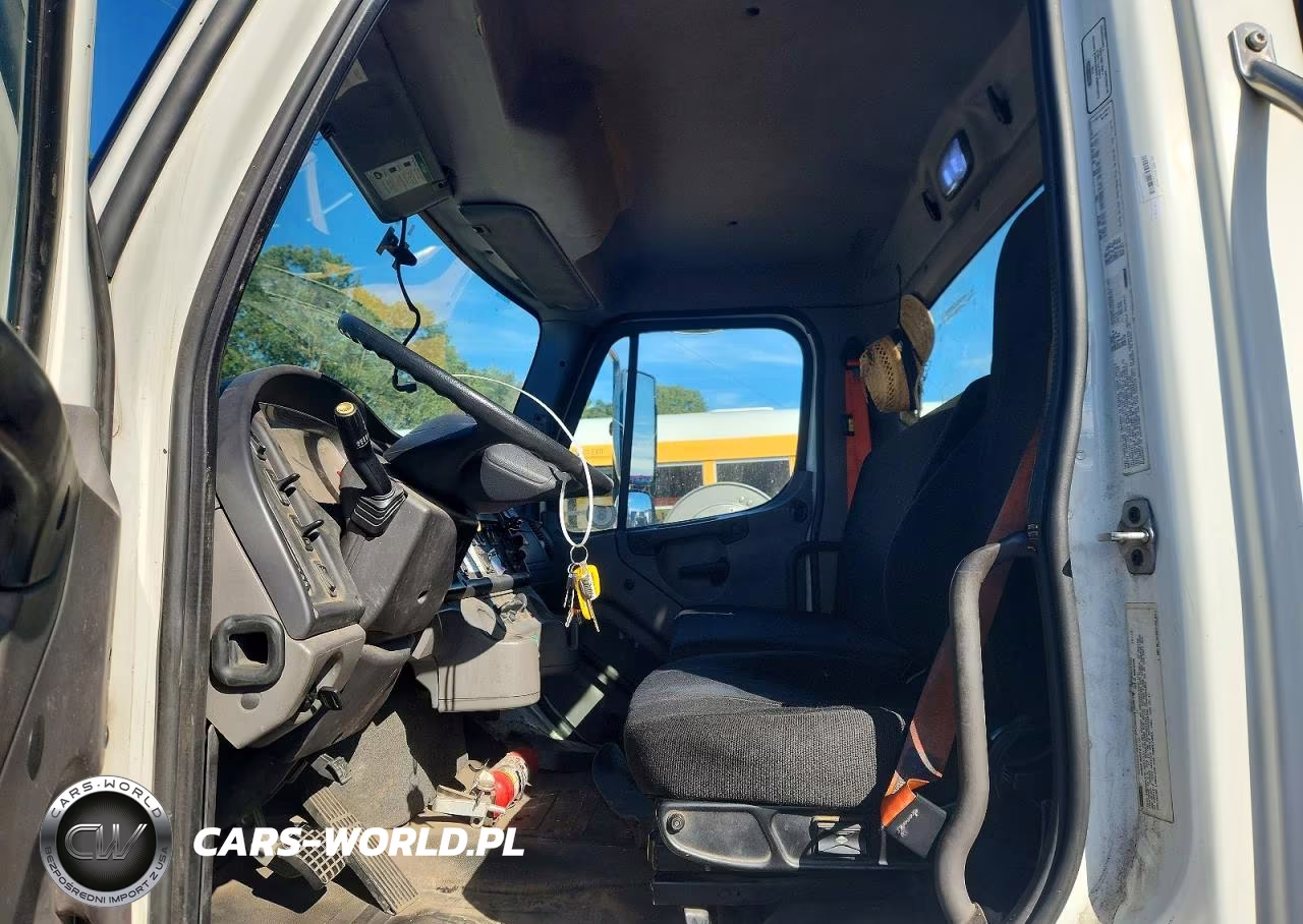 2015 Freightliner M2 106 Medium Duty VIN:1FVHCYCY0FHGT0743 - 7