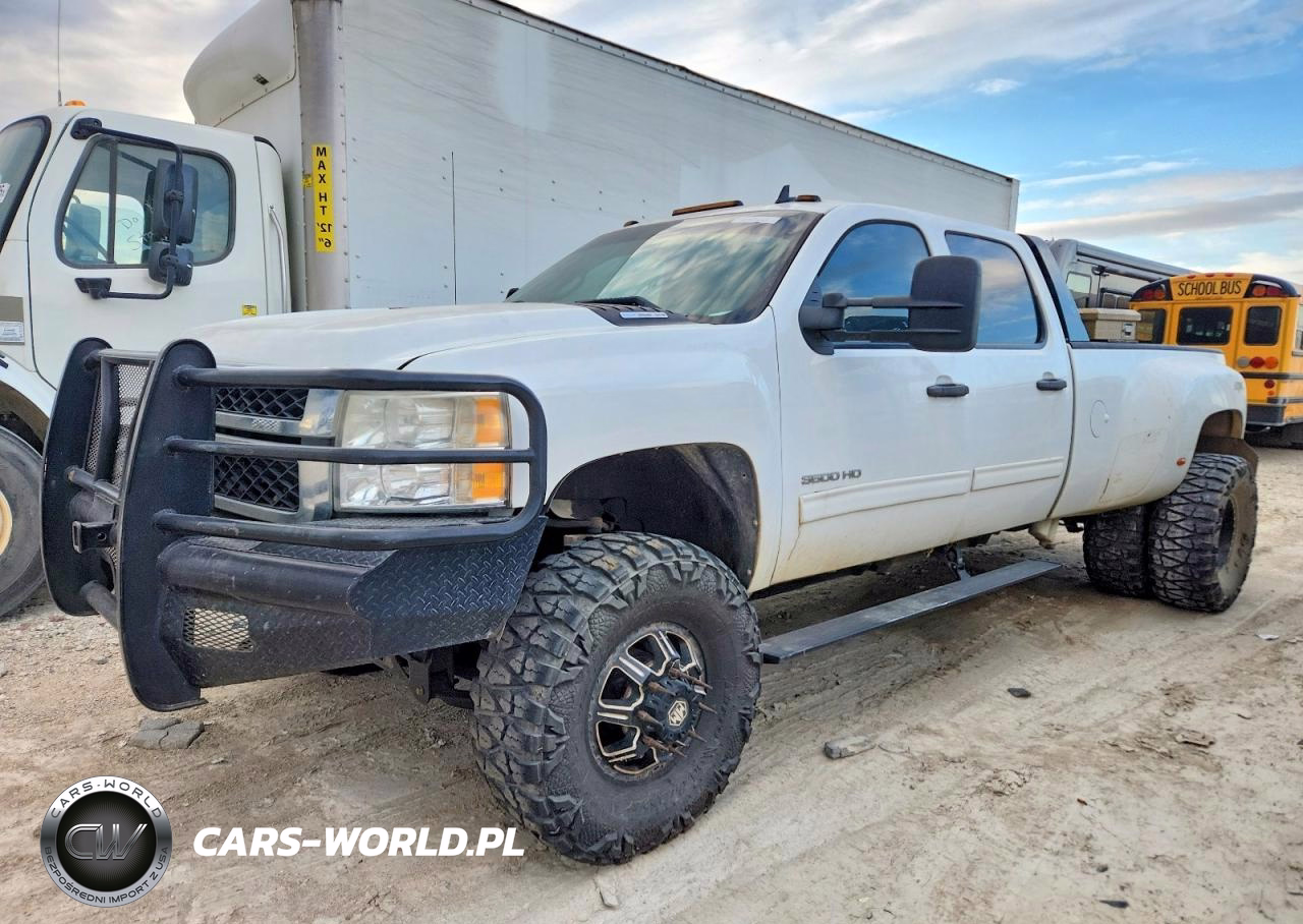 2012 Chevrolet Silverado K3500 Lt