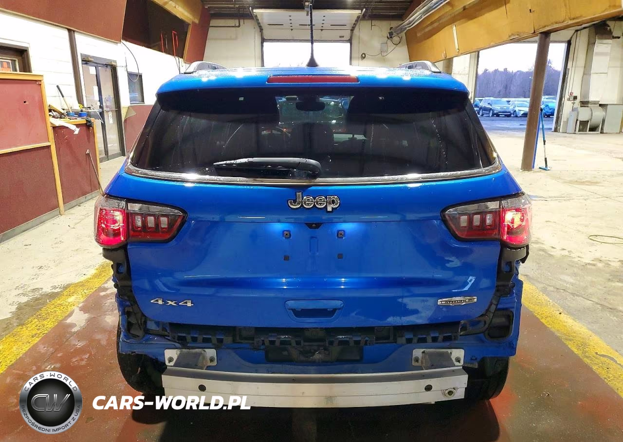 2023 Jeep Compass Latitude Lux VIN:3C4NJDFN1PT544937 - 6