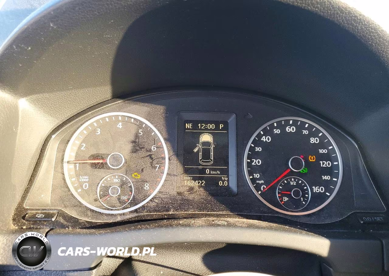 2012 Volkswagen Tiguan S VIN:WVGAV7AX5CW518550 - 9