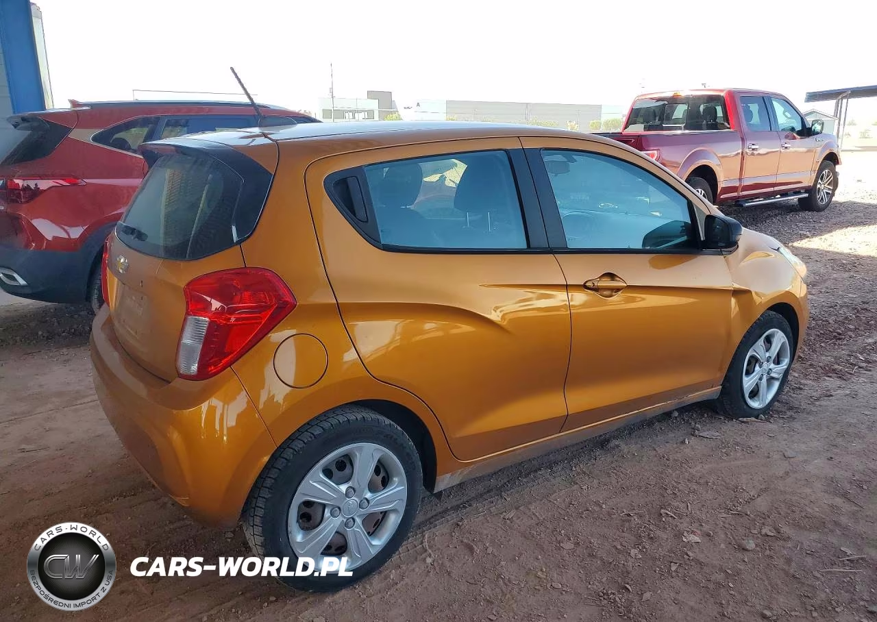 2020 Chevrolet Spark Ls VIN:KL8CB6SA5LC443482 - 3