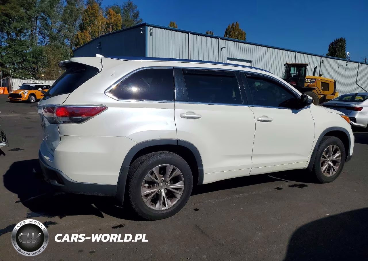 2015 Toyota Highlander Xle VIN:5TDJKRFH1FS098848 - 3